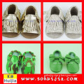 YiWu factory direct sale Austrian sweet color bow and tassels sandals suede moccasin shoes with baby
